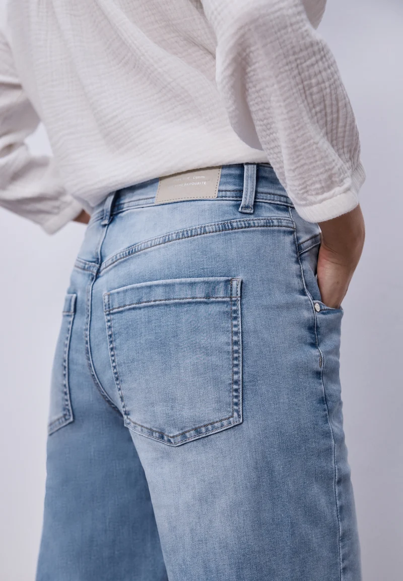 QR Style Emee Wide Leg,hw,ligh, light blue wash