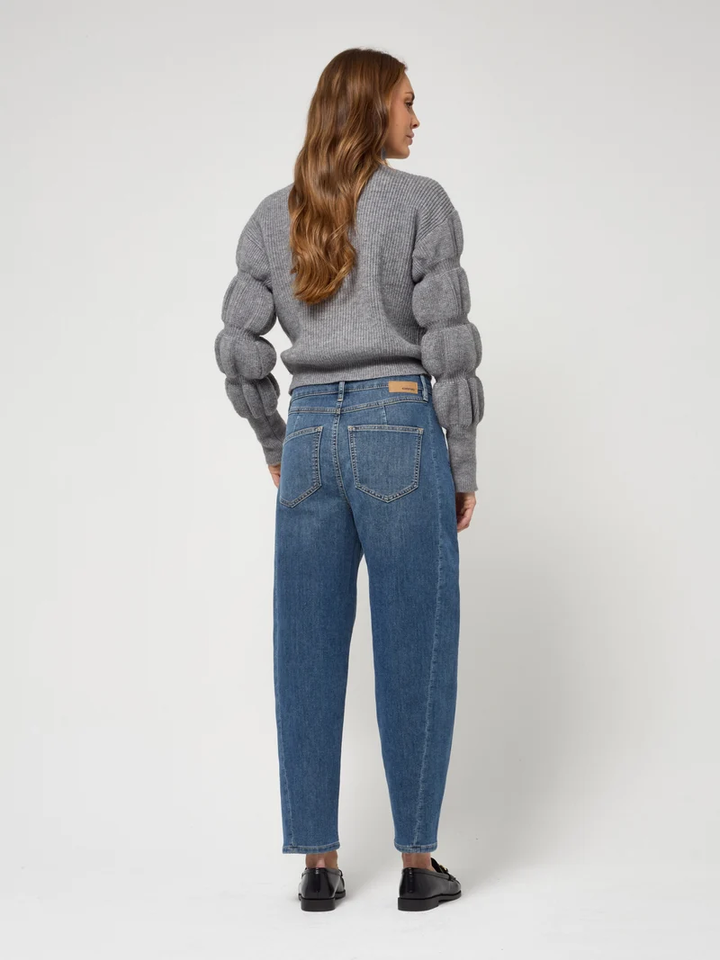 94BLAKE, vivid midblue