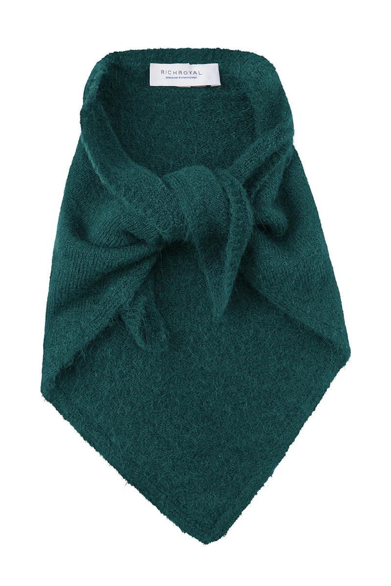 Knitted triangle scarf, deep pine