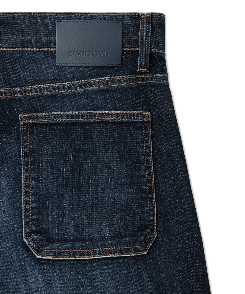 Ada patched pocket,