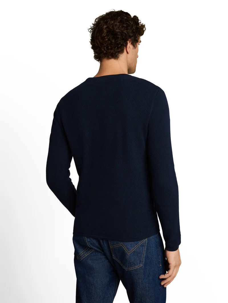 basic structred crew neck knit, sky captain blue