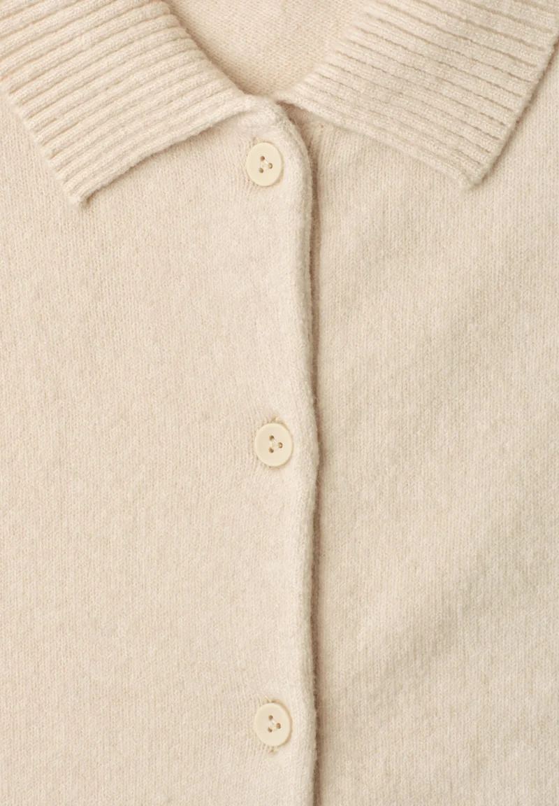 LTD QR Studio_Polo cardigan, creamed sand