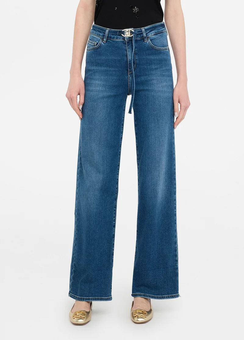 Cropped Flared Jeans with Belt