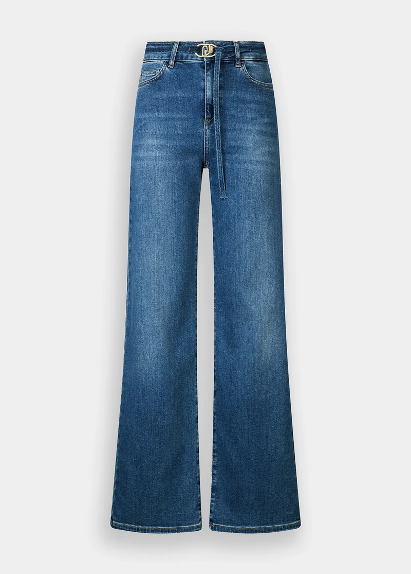 Cropped Flared Jeans with Belt