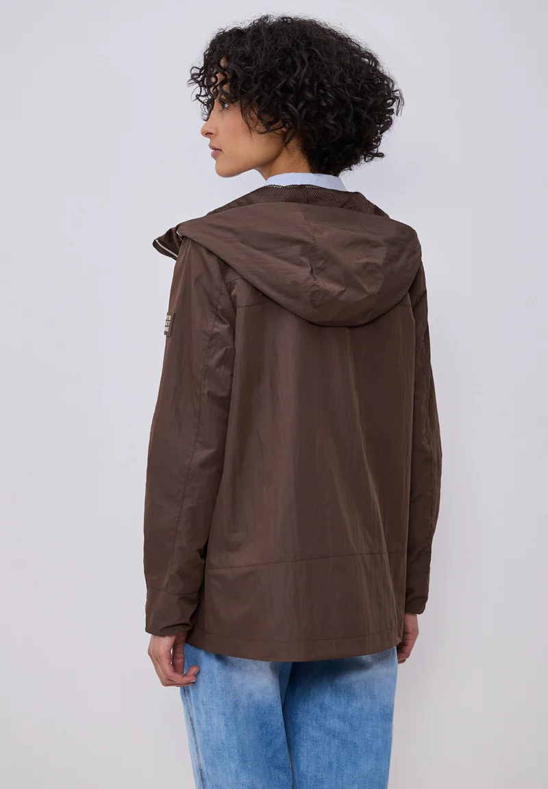 Modern Windbreaker, mahogany brown