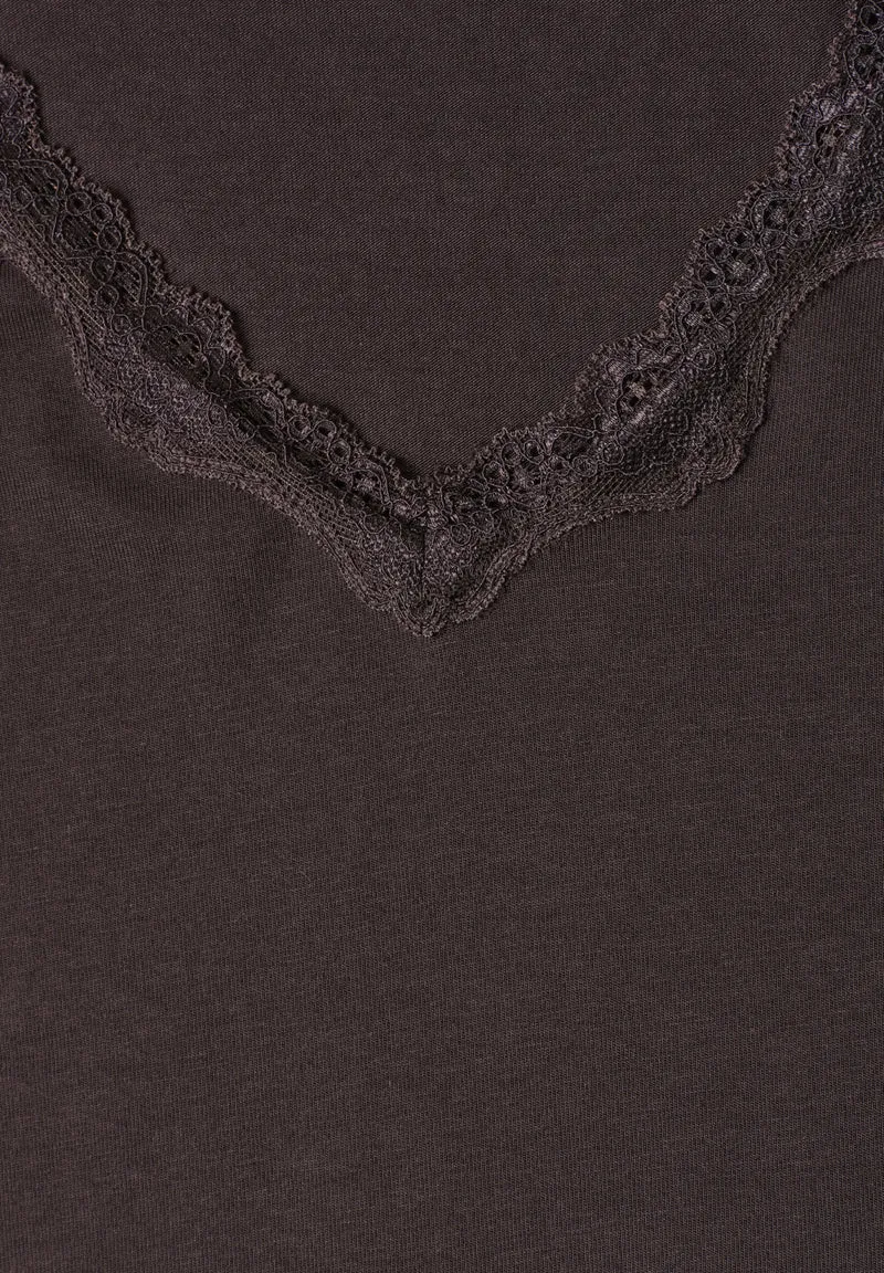 LTD QR_Studio_Shirt w.lace v-n, charred brown
