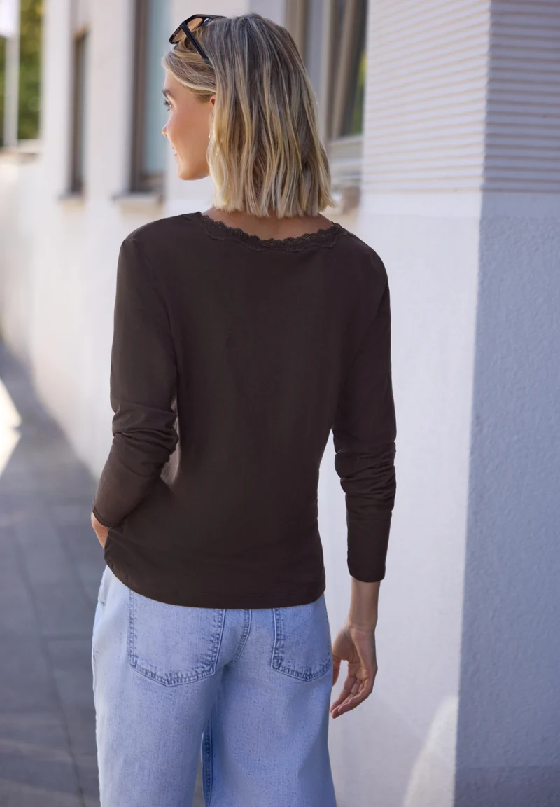 LTD QR_Studio_Shirt w.lace v-n, charred brown