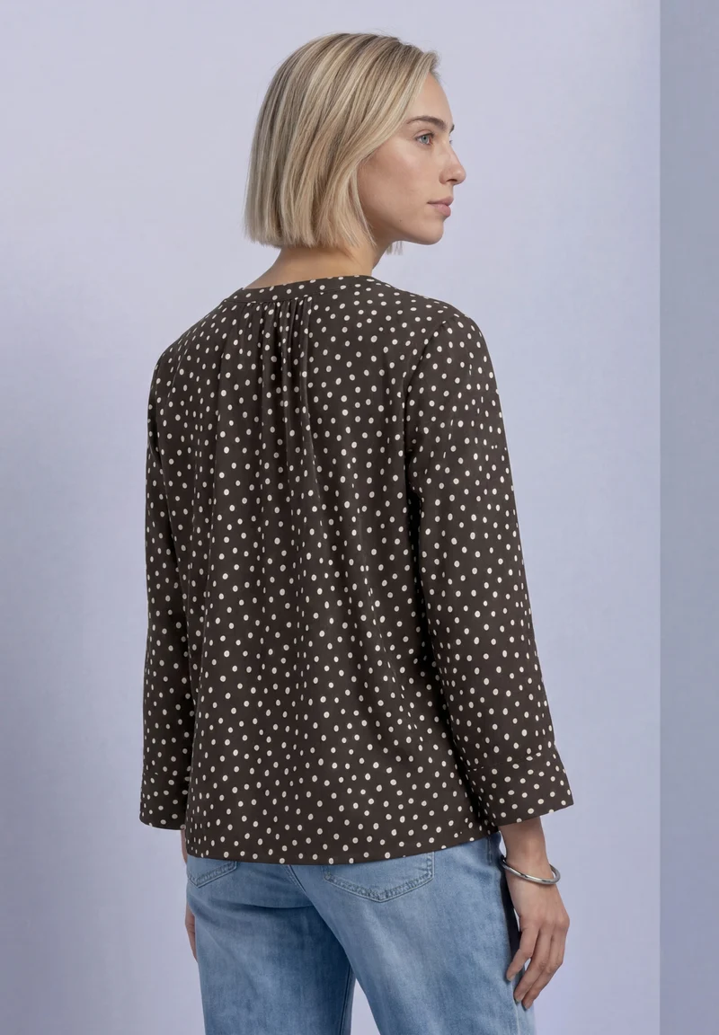 LTD QR Splitneck blouse w butt, black coffee