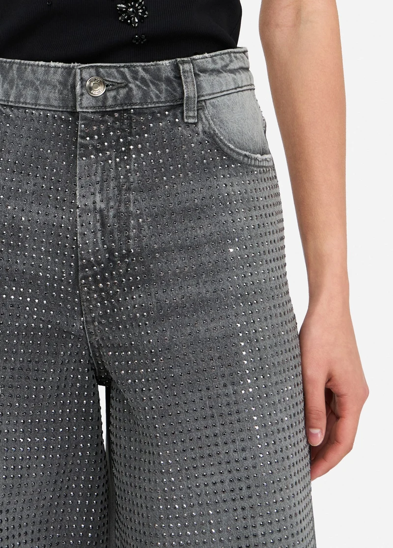 Studded baggy jeans