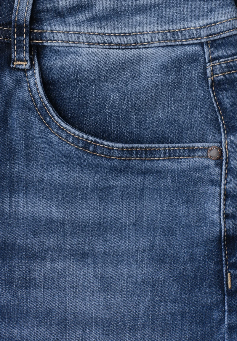 QR Studio Style Cleo Barrel Fi, authentic mid blue washed