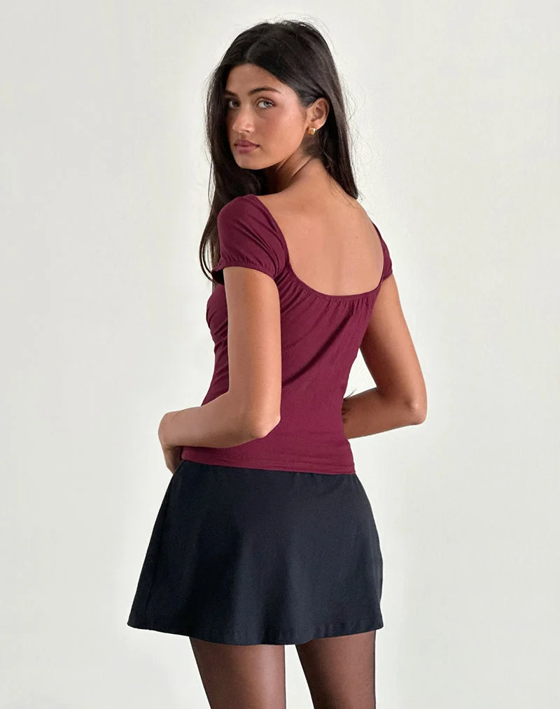 Vardah Top aus burgunderfarbenem Jersey