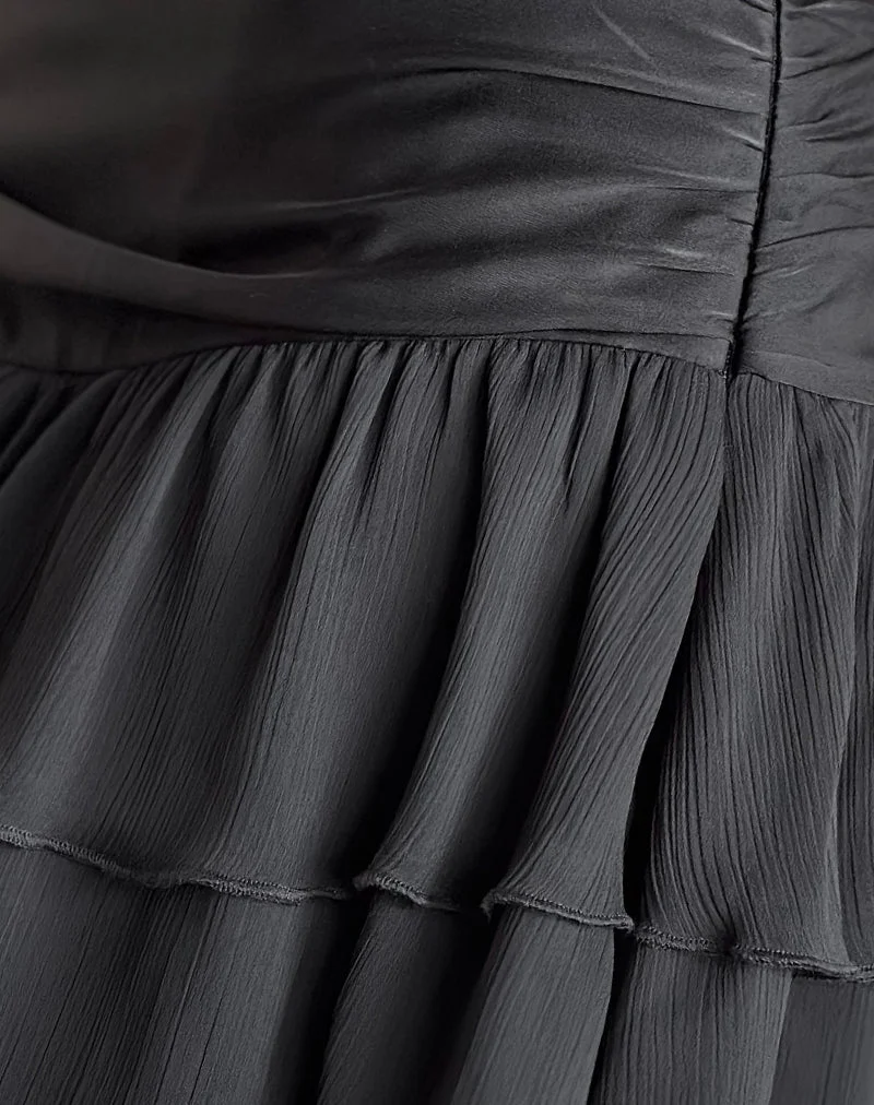 Masama Rüschenminirock aus schwarzem Satin und Chiffon