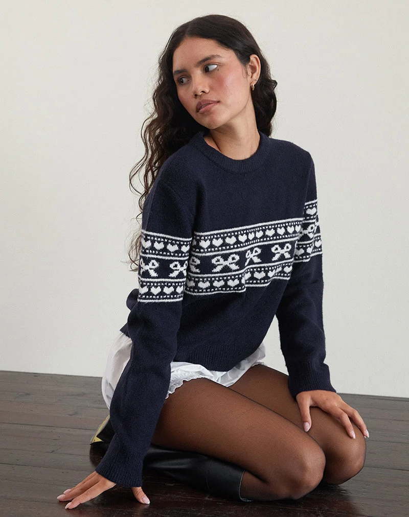 Namirta Strickpullover in Peacoat mit Fairisle-Schleife