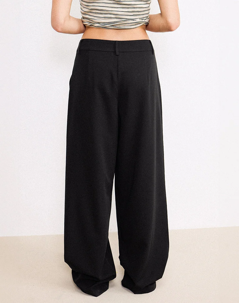Sakira Hose mit weitem Bein in Übergröße in Schwarz