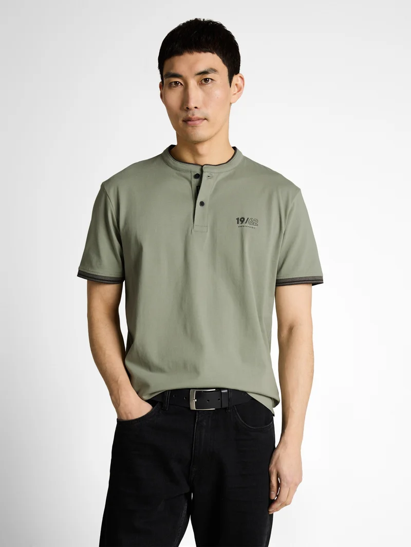 printed stand-up collar polo, Greyish Shadow Olive