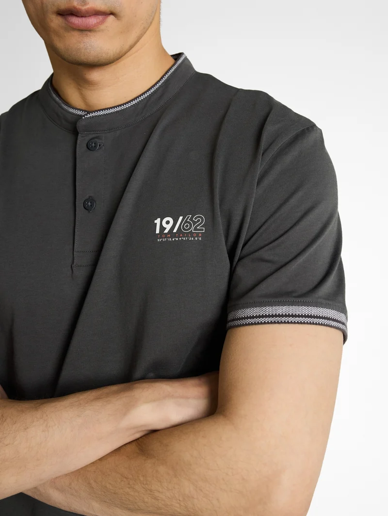 printed stand-up collar polo, Tarmac Grey