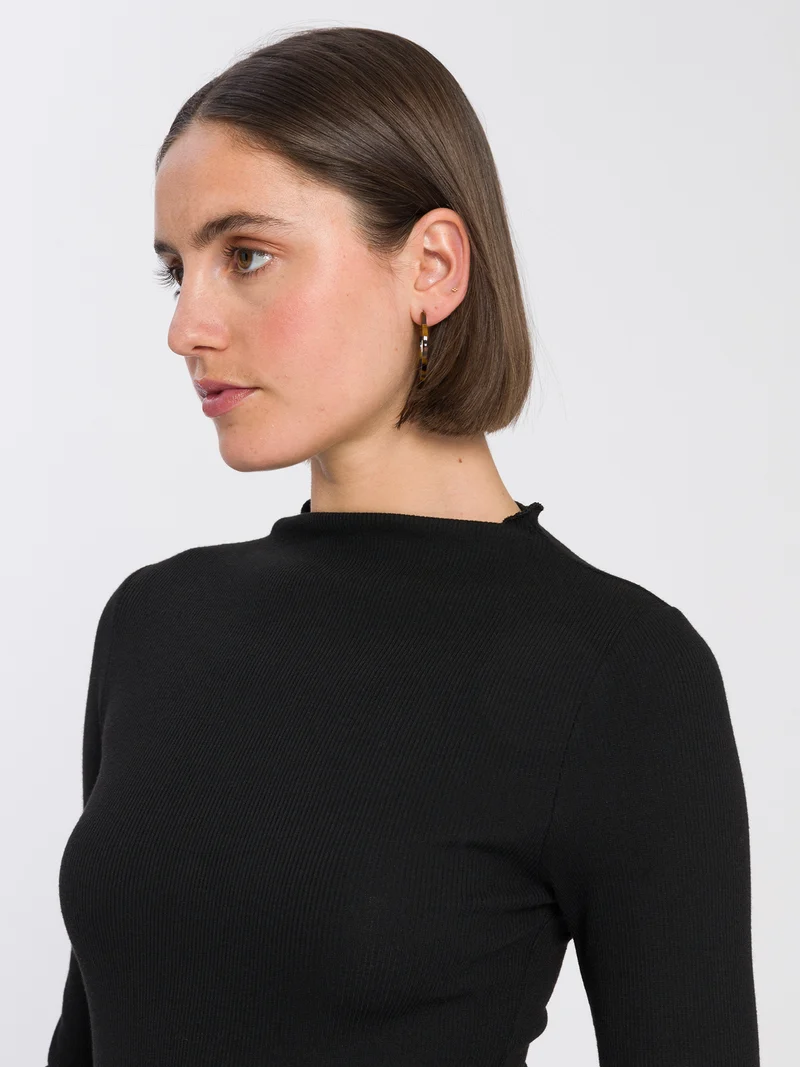 SLIM FIT LONGSLEEVE