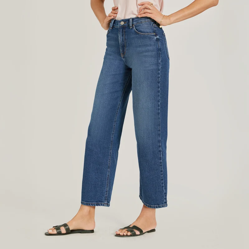 Cropped Straight Leg Gilmore Jeans