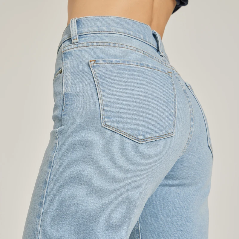 Cropped Straight Leg Hubert Jeans