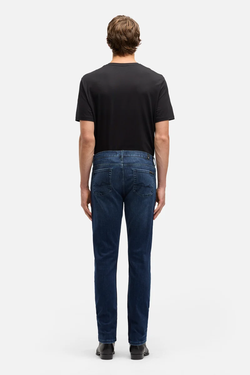 SLIMMY TAPERED in Luxe Performance Dark Blue