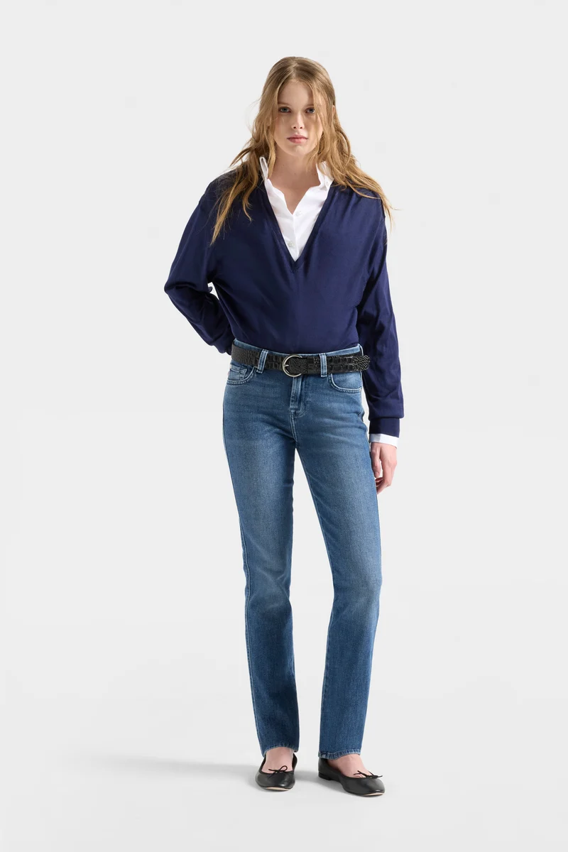 KIMMIE STRAIGHT in Denim Flux