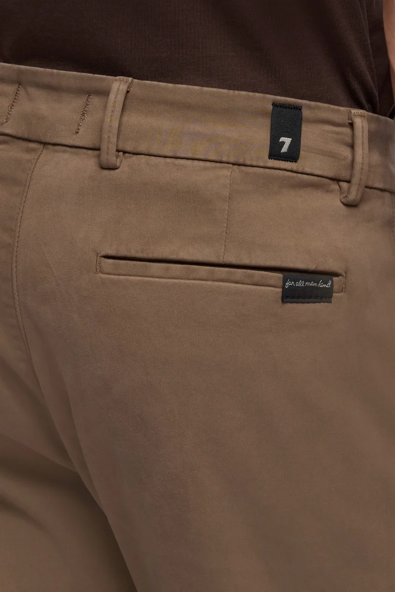 SLIMMY CHINO in Luxe Performance Sateen Cub