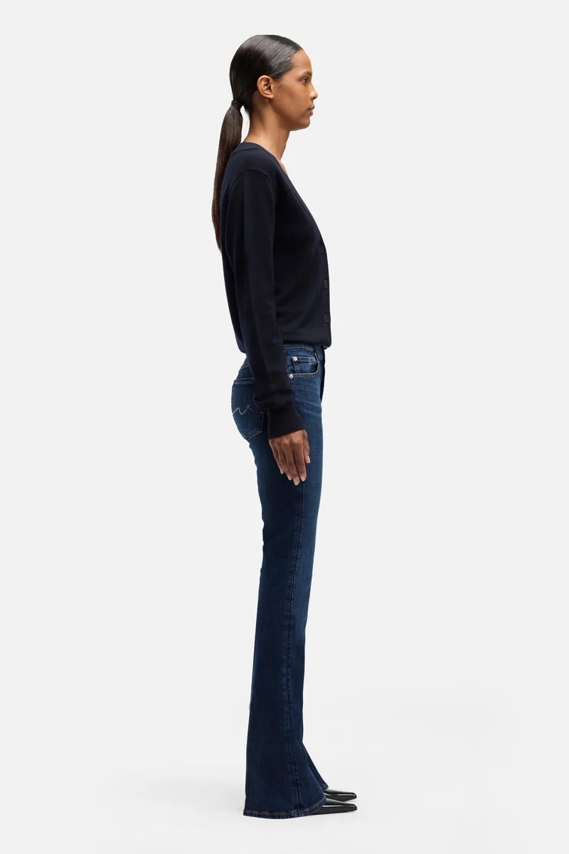 EMBELLISHED POCKET BOOTCUT in Slim Illusion Midnight Fade
