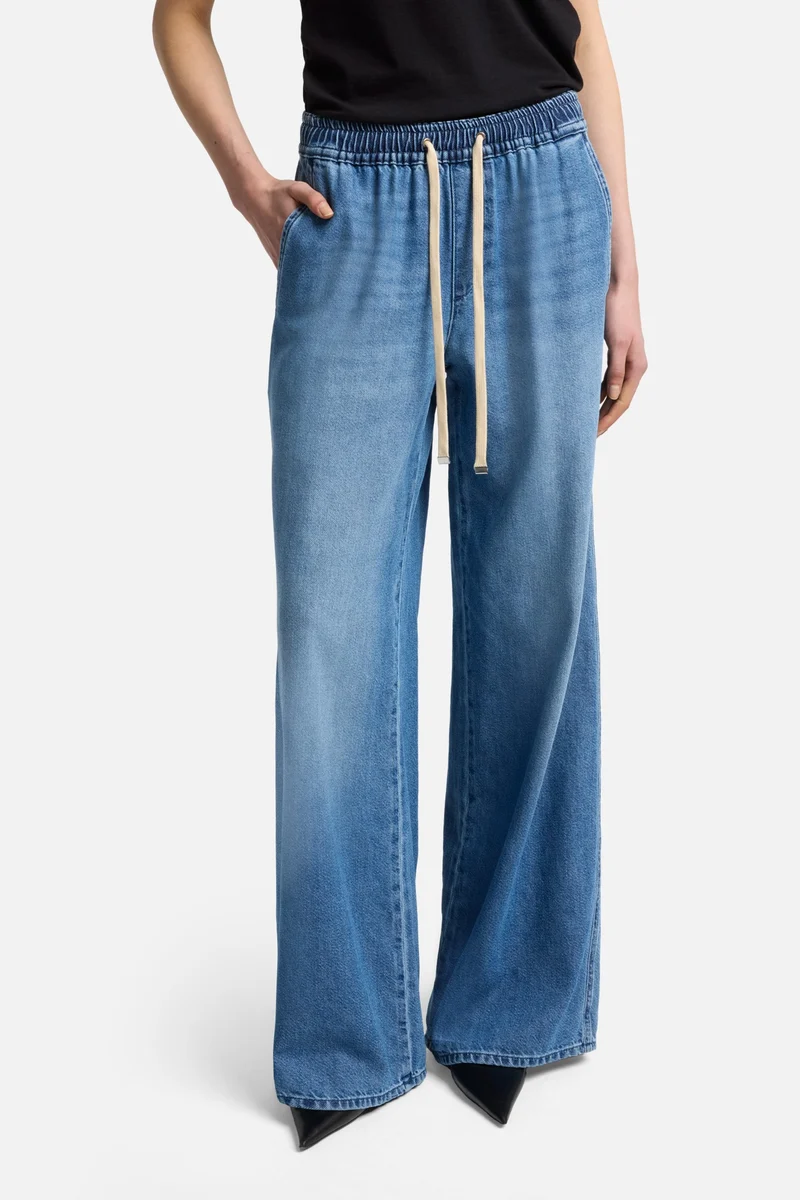 Weightless Wide Leg Denim Pant in Hilo