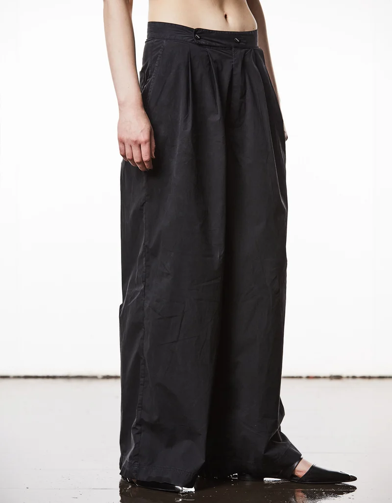 Wide-Leg Hose mit Eingrifftaschen