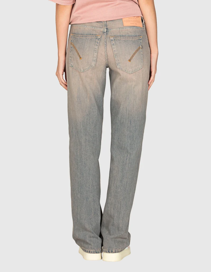 Washed-Out Jeans mit Farbverlauf