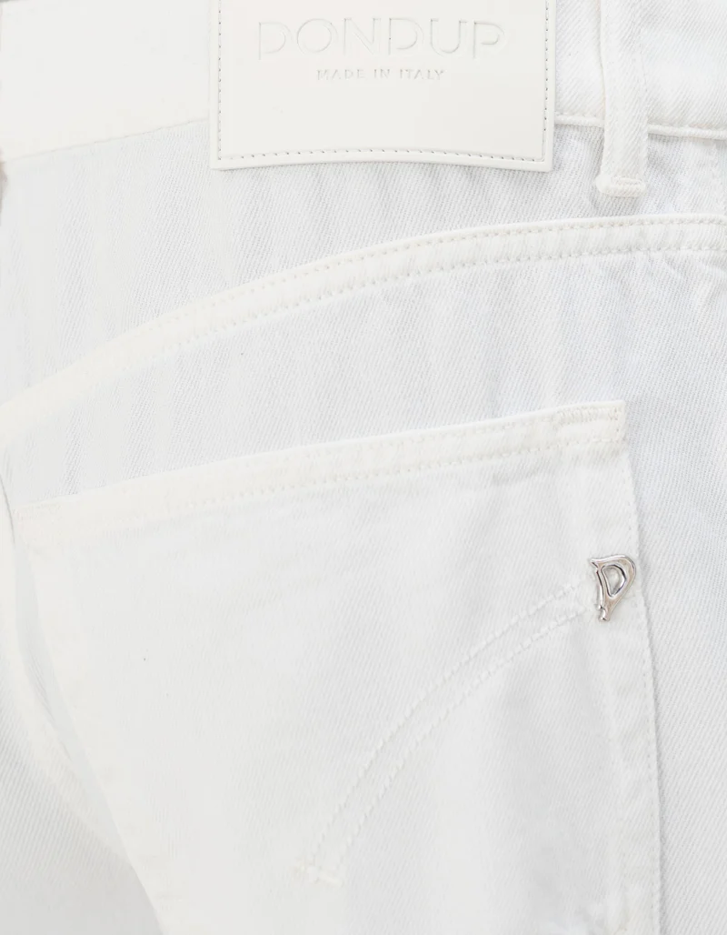 Wide-Leg Jeans