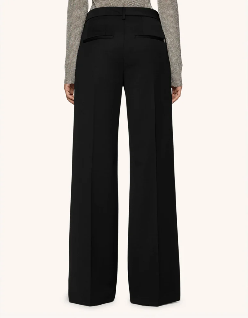 Wide-Leg Hose