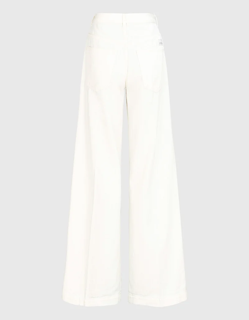 Wide-Leg Jeans
