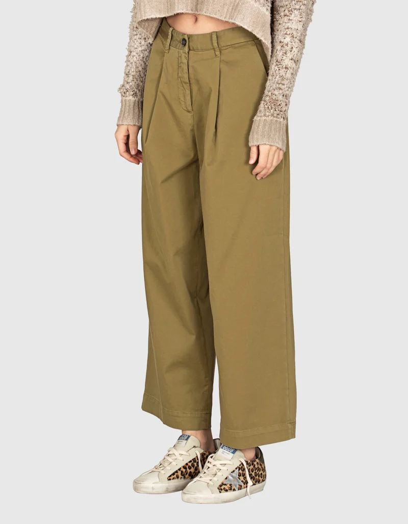 Wide-Leg Hose