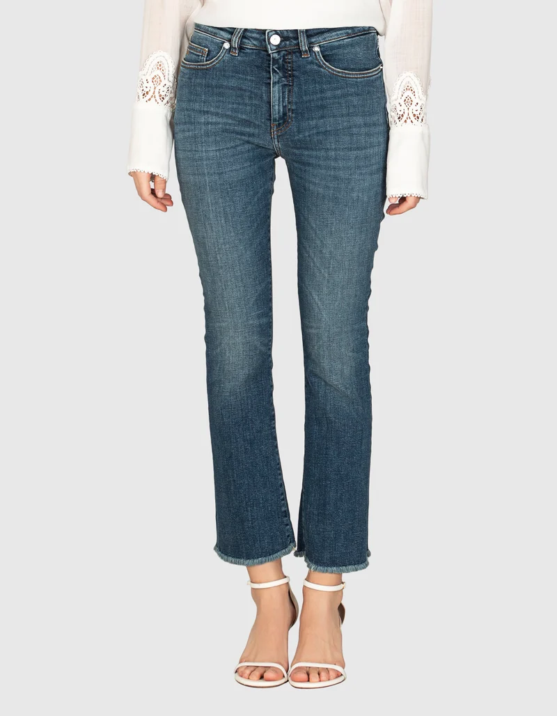 Kick-Flare Jeans
