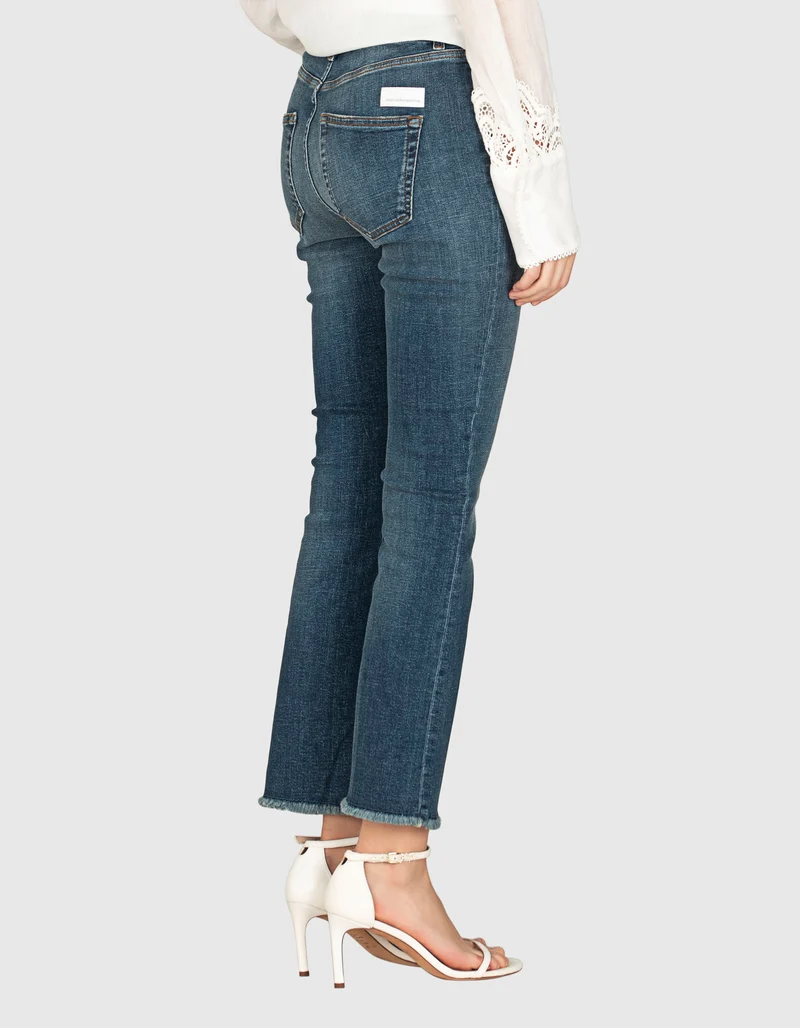 Kick-Flare Jeans