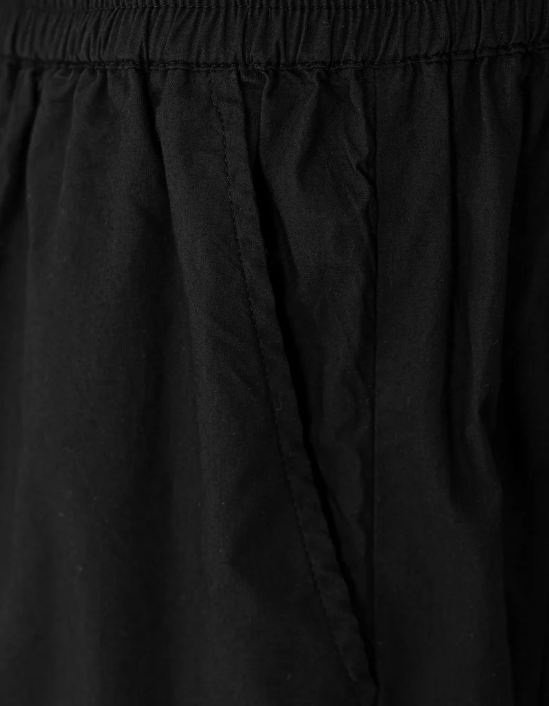 Wide-Leg Hose mit aufgesetzten Taschen