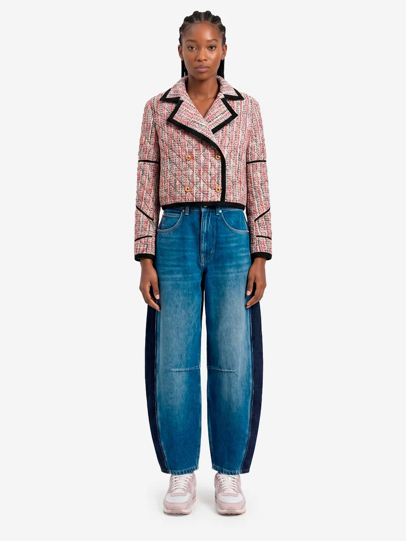 Giacca corta in tweed misto lana con profili neri