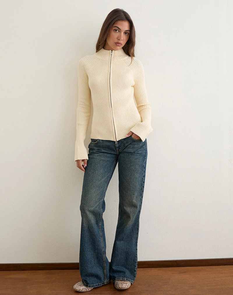 Ranala-Pullover mit hohem Kragen aus Strick in Creme