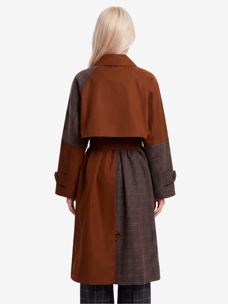 Trench doppiopetto color-block marrone e grigio
