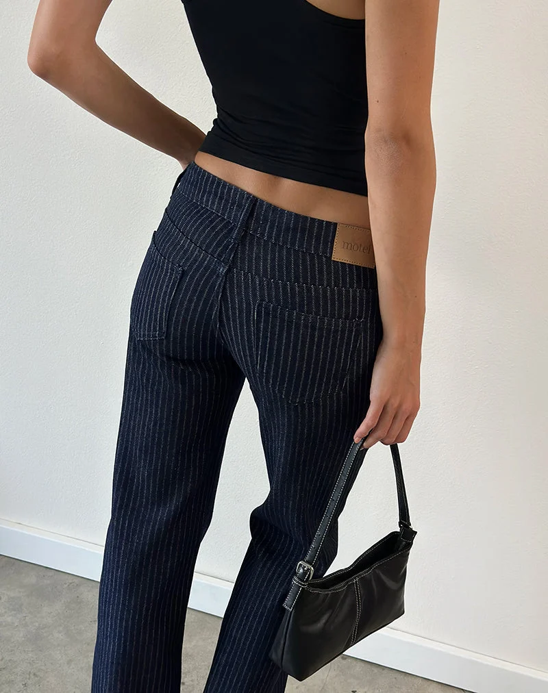 Flare-Jeans mit besonders niedriger Leibhöhe in gestreiftem Indigo