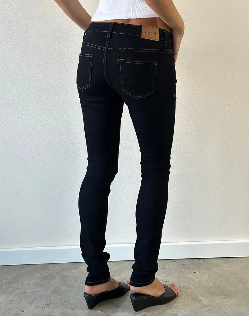 Stretch-Skinny-Jeans mit extrem niedriger Leibhöhe in Indigo