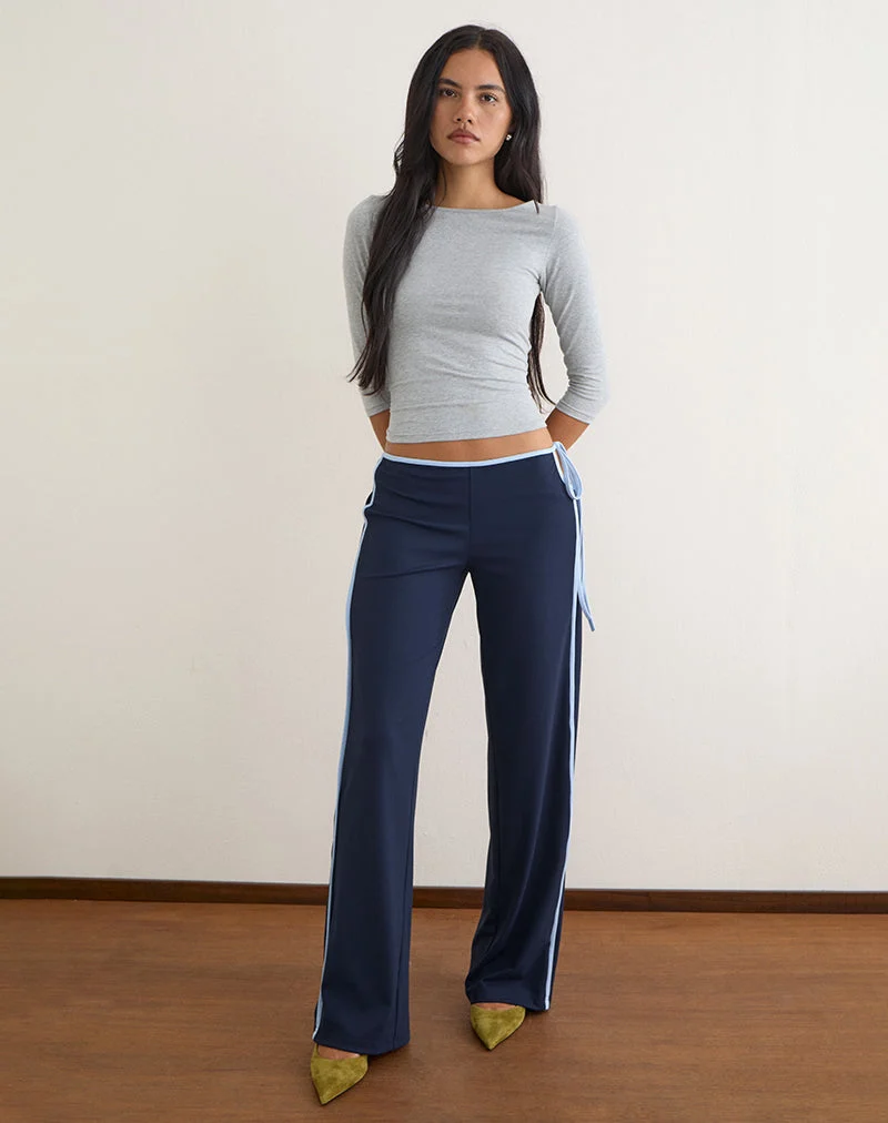Evander-Hose in Marineblau mit hellblauem Streifen