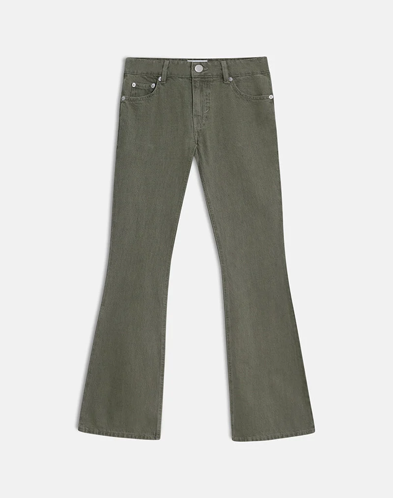 Flare-Jeans mit extra niedriger Leibhöhe in Olivgrün