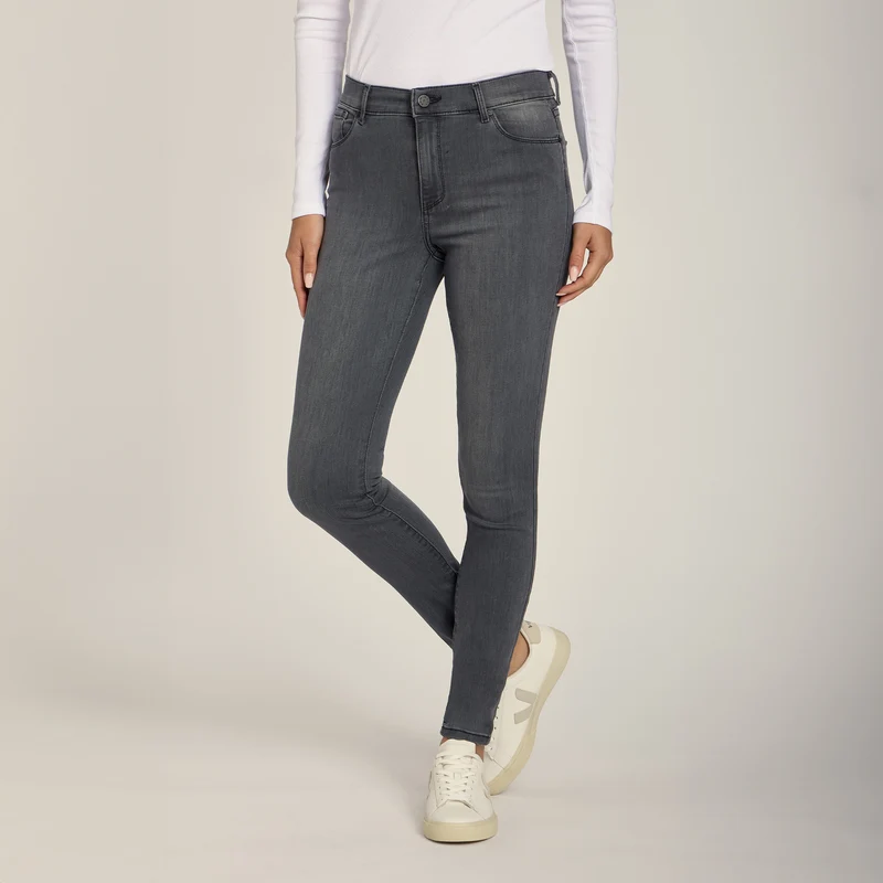 Skinny Orchard Jeans