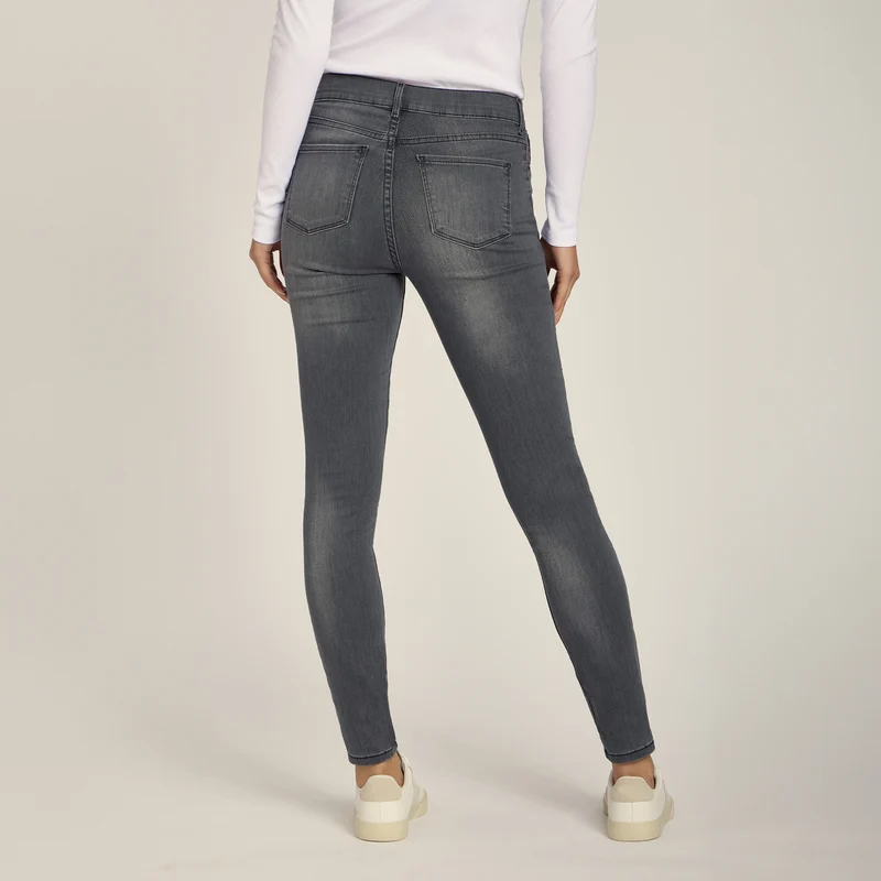 Skinny Orchard Jeans
