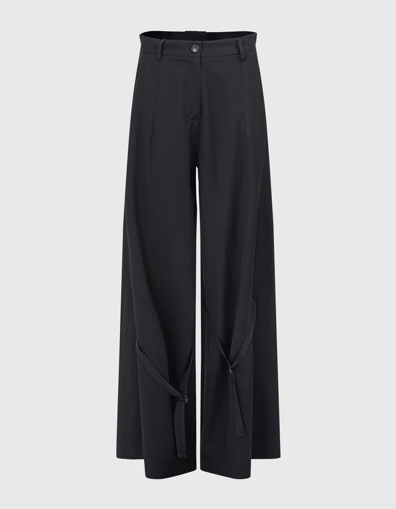 Wide-Leg Hose mit Riemen-Details