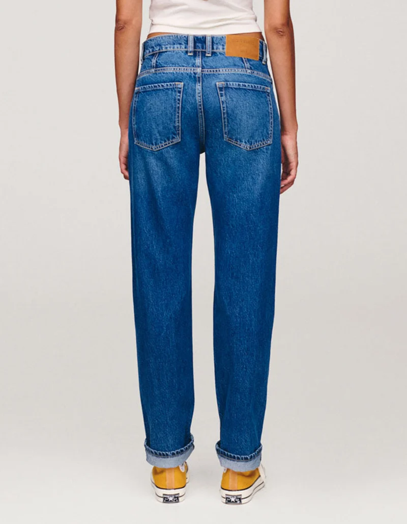 Straight-Leg Jeans Everyday