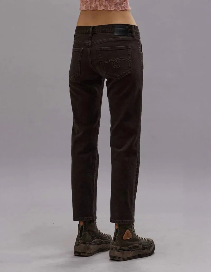 Cropped Straight-Leg Jeans BF