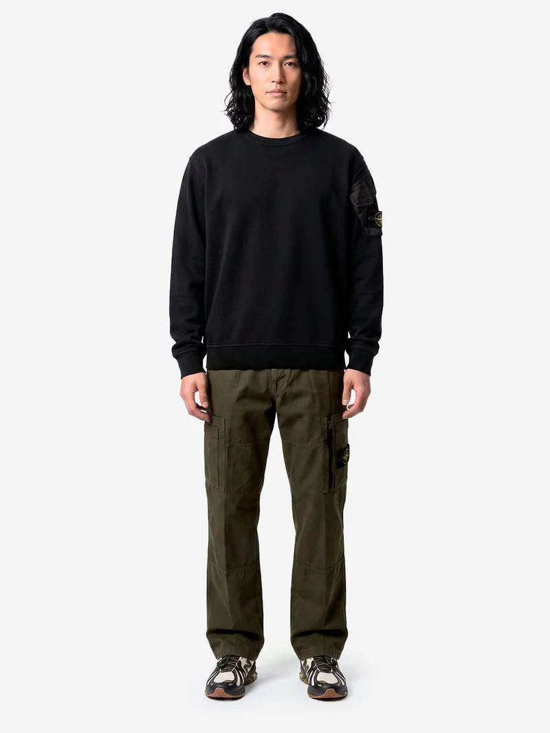 Felpa Girocollo nera Sleeve Pocket Badge